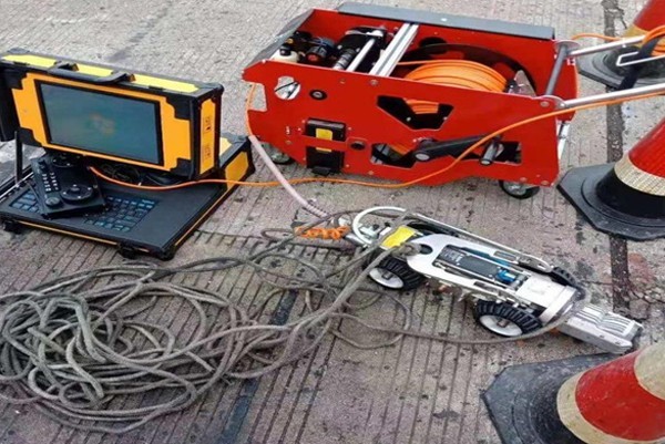 白云矿区CCTV管道检测机器人